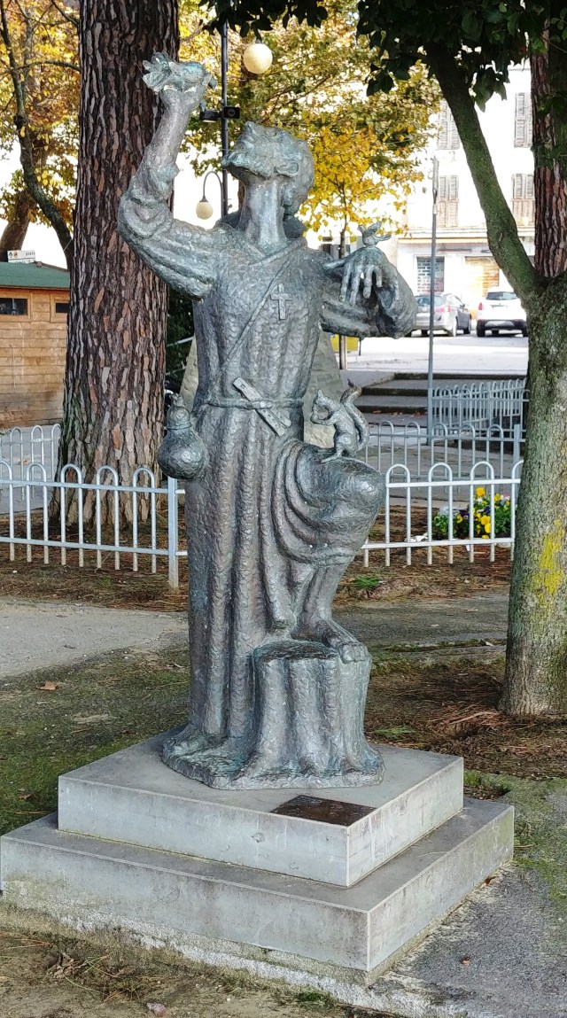 StFrancisStatue